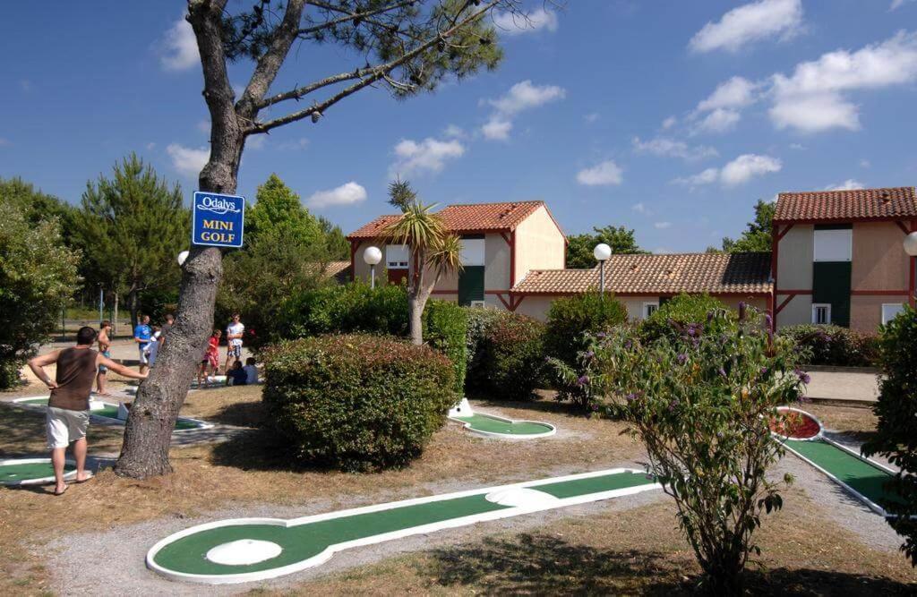 Maisonnette 5 Personnes Dans Residence Avec Piscine スーストン エクステリア 写真