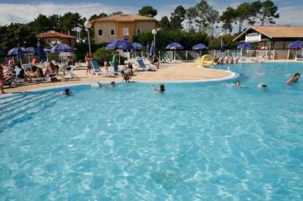 Maisonnette 5 Personnes Dans Residence Avec Piscine スーストン エクステリア 写真